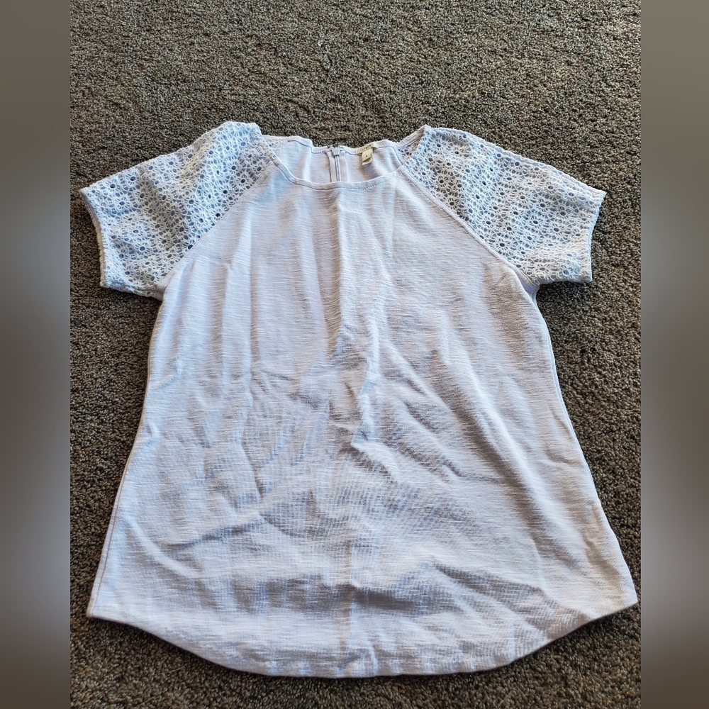 baby blue zip down shirt with patterned sleeves